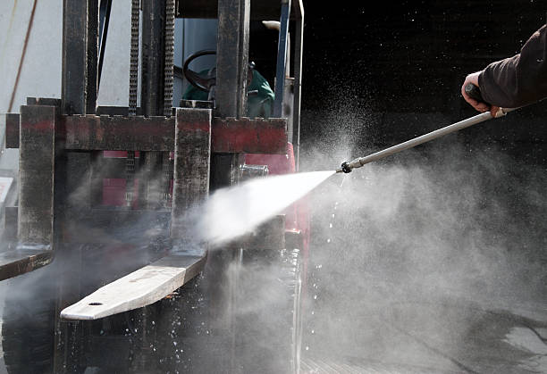 Playground Equipment Cleaning in Tunnel Hill, GA